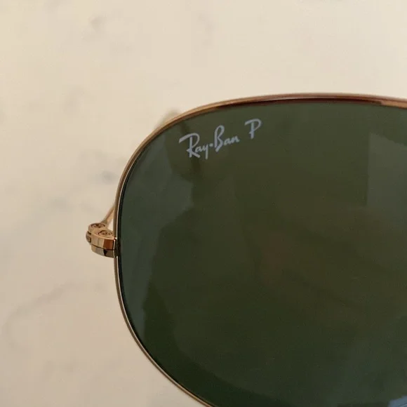 Ray Ban Aviator Classic Polarized Polished Gold GUC - Picture 6 of 11